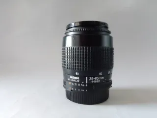 Objetivo Nikon AF 35-80mm 1:4-5.6D
