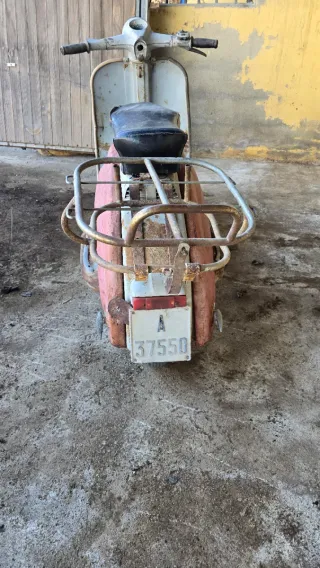 Lambretta 150 Scooter