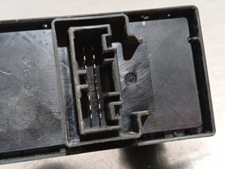 MANDO ELEVALUNAS DELANTERO IZQUIERDO MITSUBISHI E