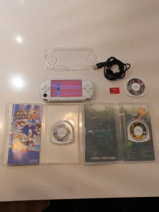 Consola Sony PSP Blanca + Accesorios