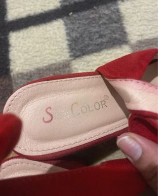 Tacones terciopelo rojos con lazo