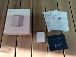 Arlo Batería Recargable Blanca, Compatible Con La Camara Vigilancia WiFi Arlo Pro 3, Pro 4, Pro 5, Ultra 2, Arlo Accesorio Certificado, VMA5400