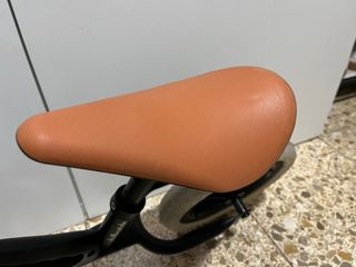 Bici de equilibrio infantil retro gris oscuro