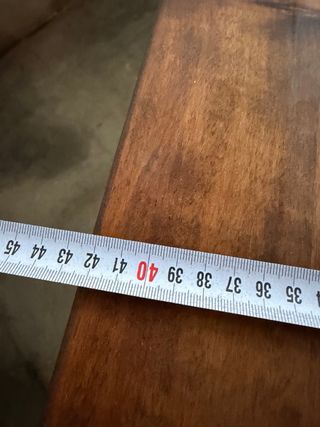 Aparador de madera maciza tallada