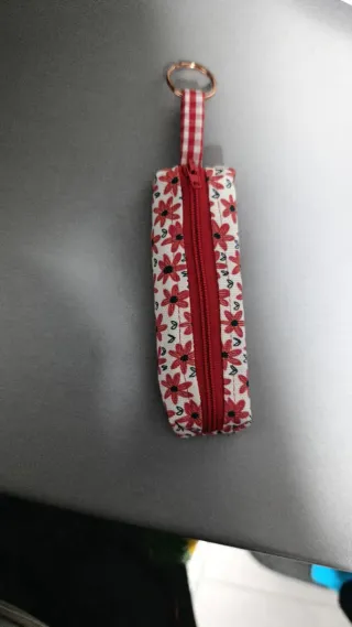 Llavero porta pintalabios