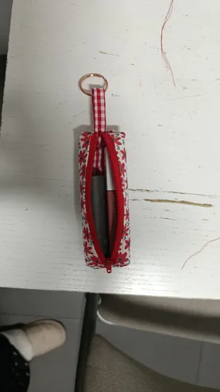 Llavero porta pintalabios