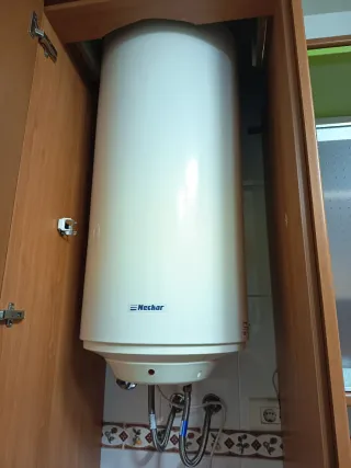 Calentador de agua eléctrico NECKAR BOSCH. 100L