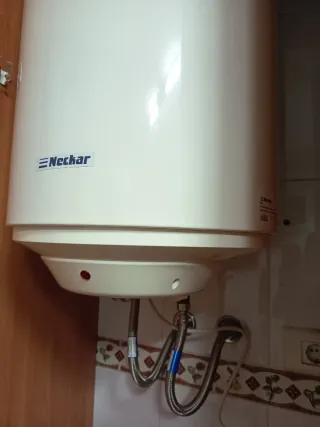 Calentador de agua eléctrico NECKAR BOSCH. 100L