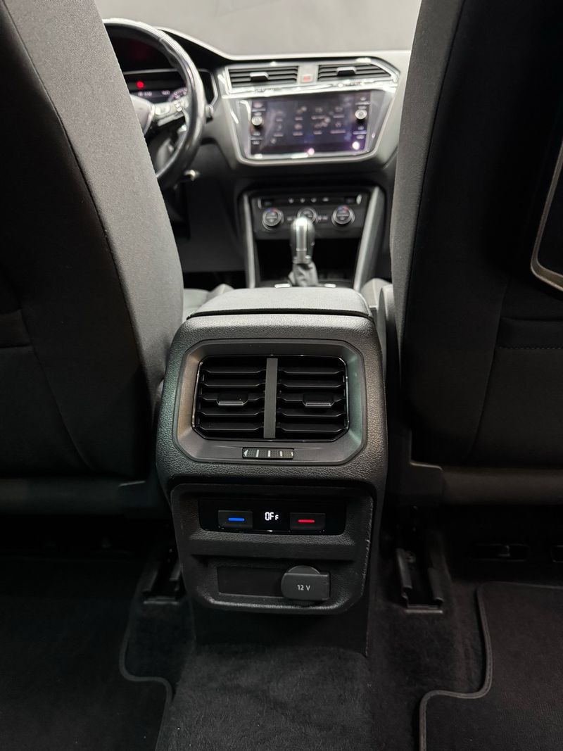 Volkswagen Tiguan 2018, foto 16