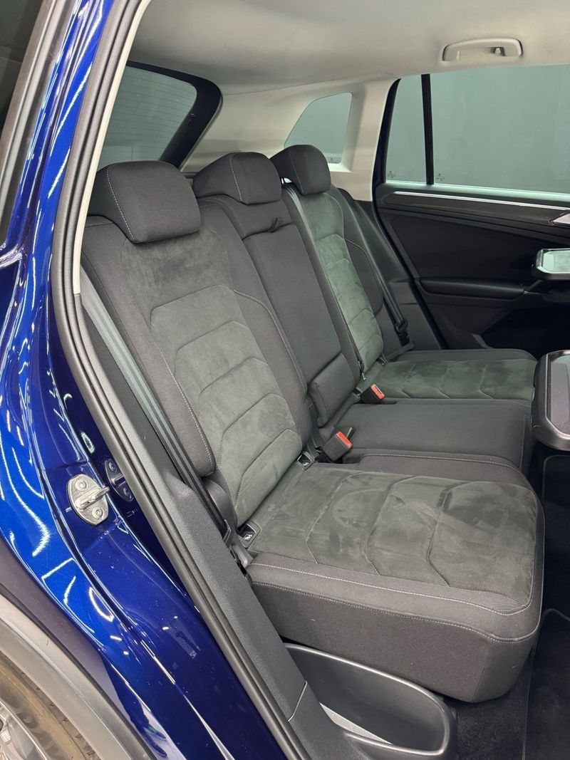 Volkswagen Tiguan 2018, foto 15