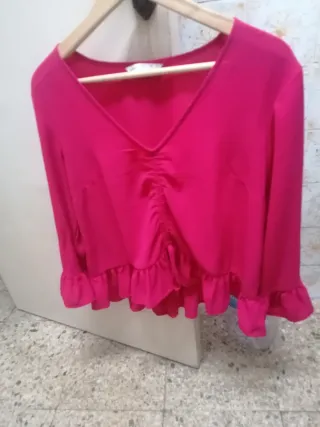 Blusa Roja Fruncida Volantes Talla L