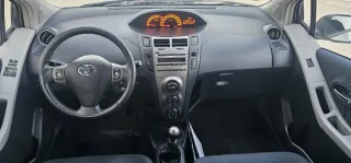 Toyota Yaris 2009