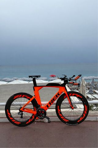 Bicicleta Triatlón Trek Speedconcept DI2 y extras