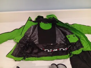 Ropa de nieve Söll niño 4 años