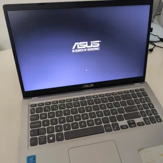 Portátil ASUS VivoBook 15 F515M