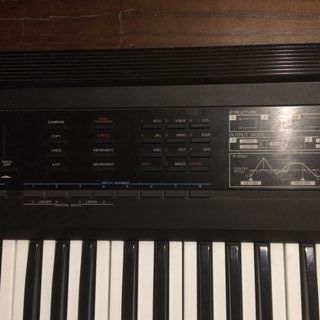 Sintetizador ROLAND D-50 digital 1987