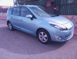 Renault Grand Scenic 2010