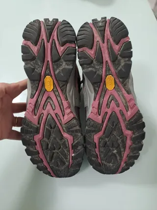 Botas de montaña Boreal mujer en perfecto estado.