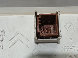 CUADRO INSTRUMENTOS PEUGEOT 208 8F01 9675182680C