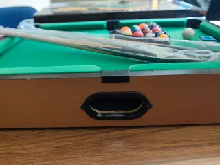Mini mesa de billar con accesorios