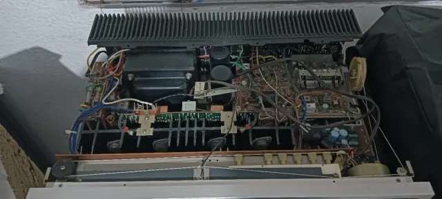 Receptor Kenwood KR-6600 AM/FM Estéreo