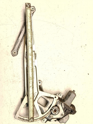 ELEVALUNAS DELANTERO DERECHO TOYOTA PRIUS (ZVW30)