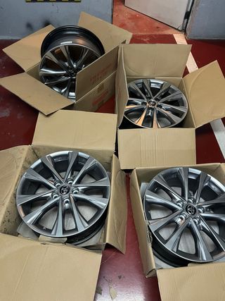 Llantas Toyota 18 4 de 4 Solo es 1