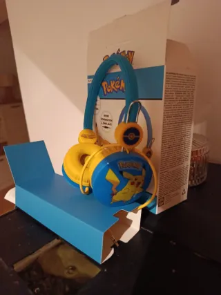 Auriculares Pokémon. Sin estrenar. NUEVOS!!