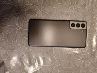 2 Samsung S21 per ricambi