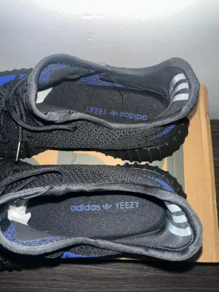 Adidas Yeezy Boost 350 V2