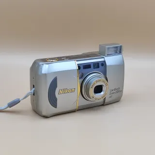 Nikon Lite Touch 120 ED AF Cámara