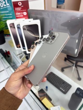 Apple IPhone 16 Pro Max