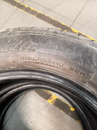 OFERTA! 2 NEUMÁTICOS GOODYEAR