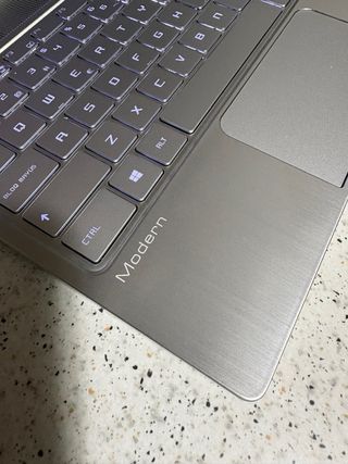 Portátil MSI Modern 14 A10M Plata