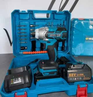 Avvitatore a impulsi 88V con due Batterie Trapano