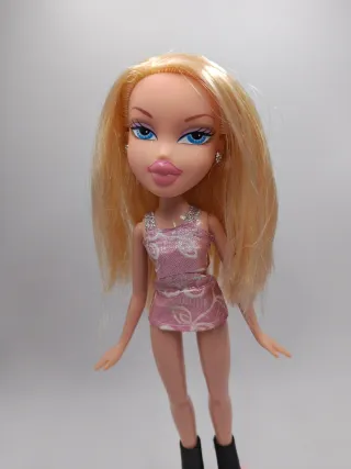 Bratz Cloe Muñeca Rubia