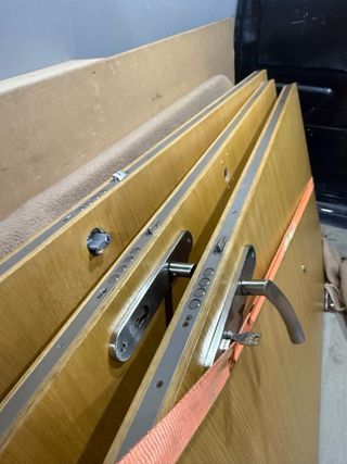 Puerta blindada roble completa