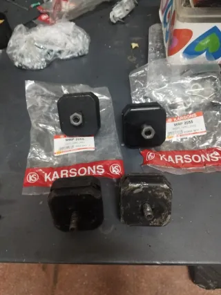 Tacos de motor Land Rover