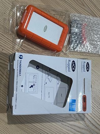 Disco Duro Externo LaCie Rugged 1TB Thunderbolt