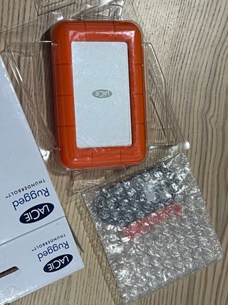 Disco Duro Externo LaCie Rugged 1TB Thunderbolt