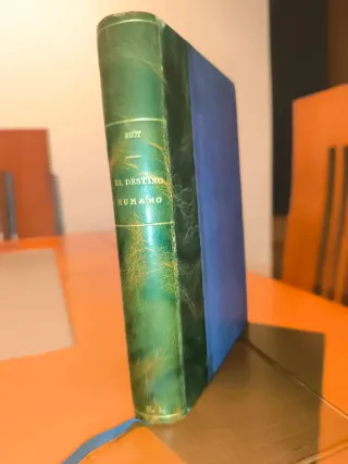 Libro antiguo encuadernado en Holandesa.