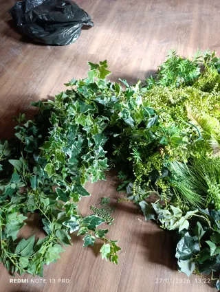 Plantas de plástico decorativas