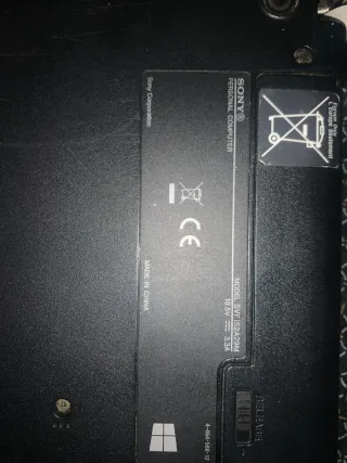 Sony VAIO i3 + Gráfica NVIDIA (Leer anuncio)