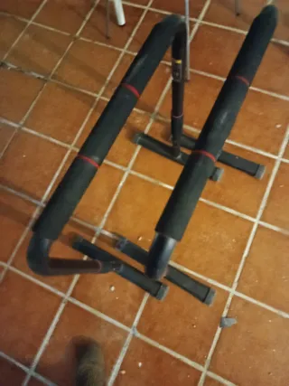 Equipo dominadas y fondos