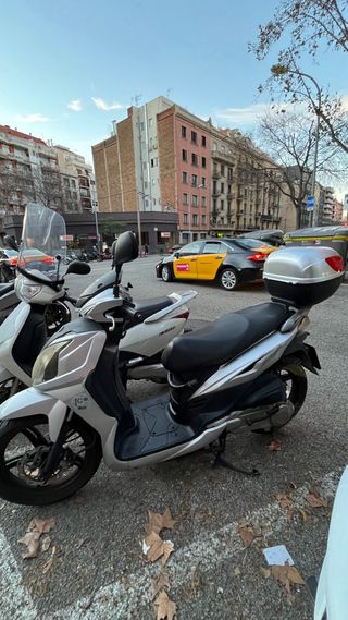 SYM Symphony SR 125 Scooter Plata