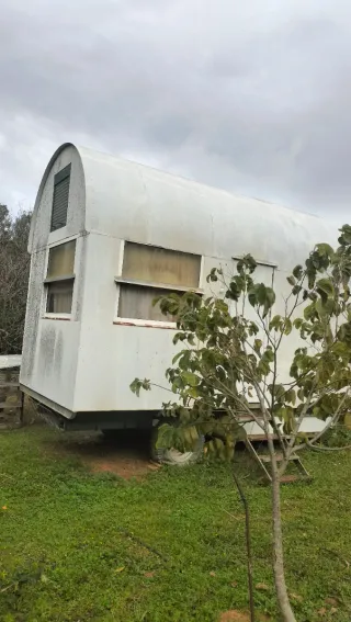 Remolque Rocío 6 personas, con baño completo .