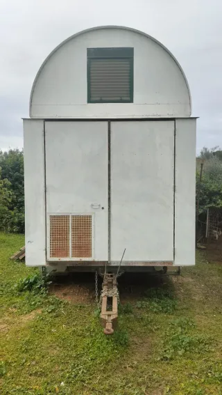 Remolque Rocío 6 personas, con baño completo .