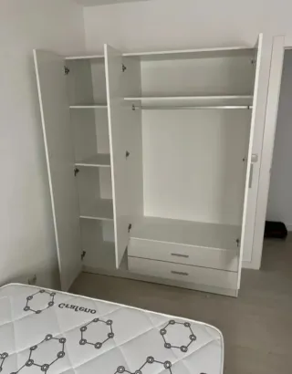 Armario Armario de madera beige y gris