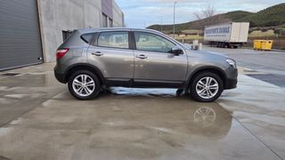 Nissan Qashqai+2 2011