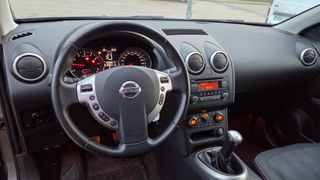 Nissan Qashqai+2 2011